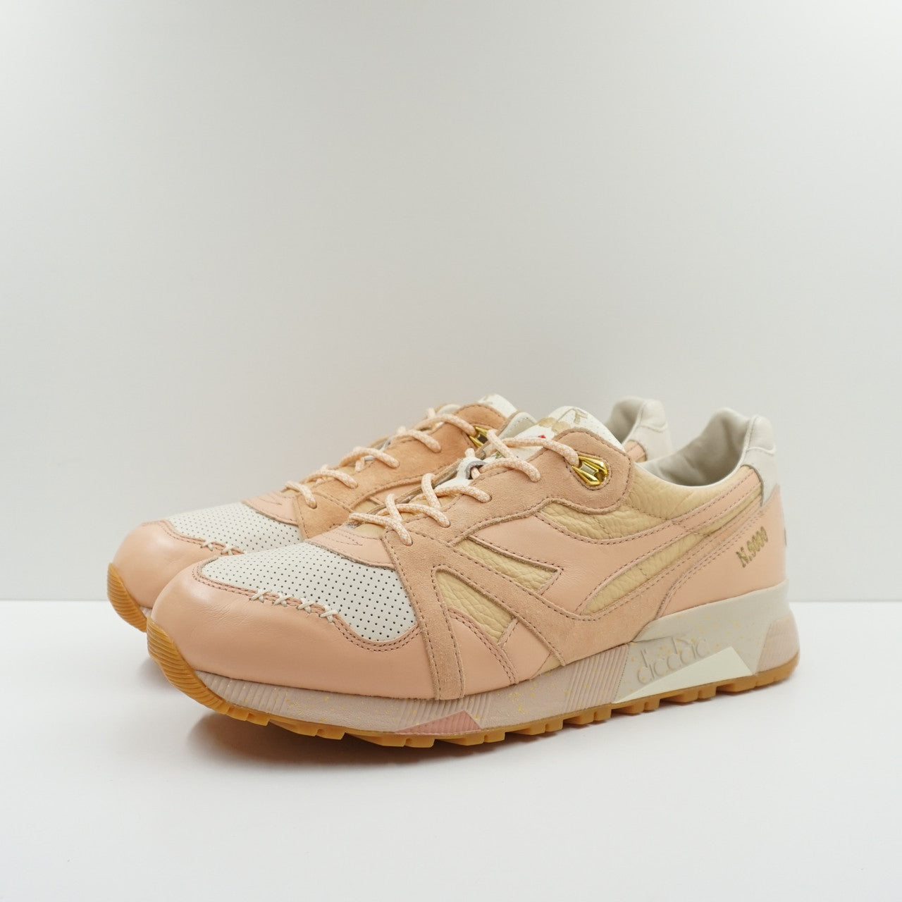 Diadora N.9000 Feature Strawberry