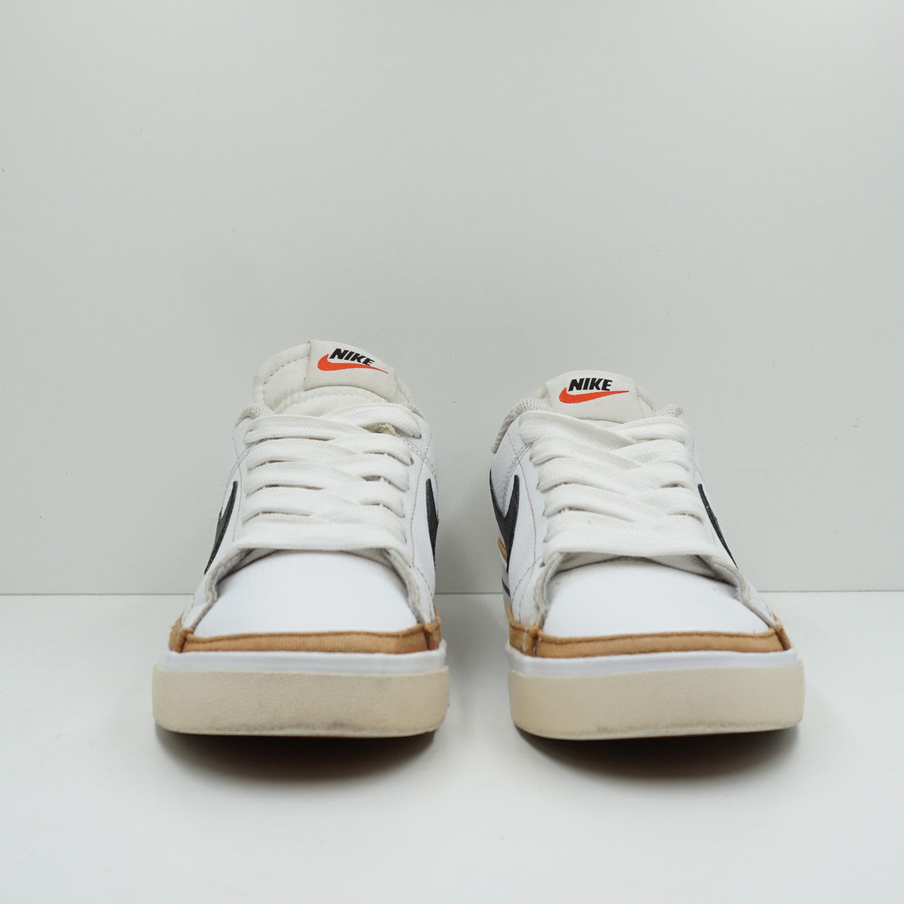 Nike Court Legacy