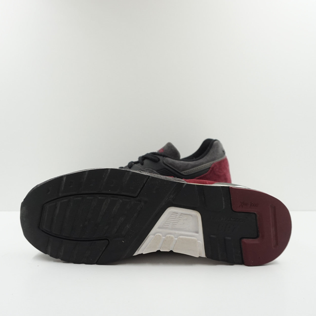 New Balance 997 Connoisseur Guitar Grey Burgundy