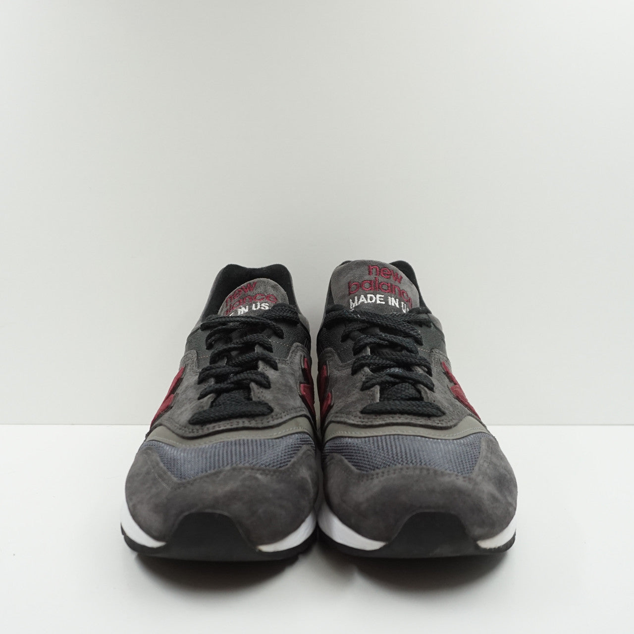 New Balance 997 Connoisseur Guitar Grey Burgundy
