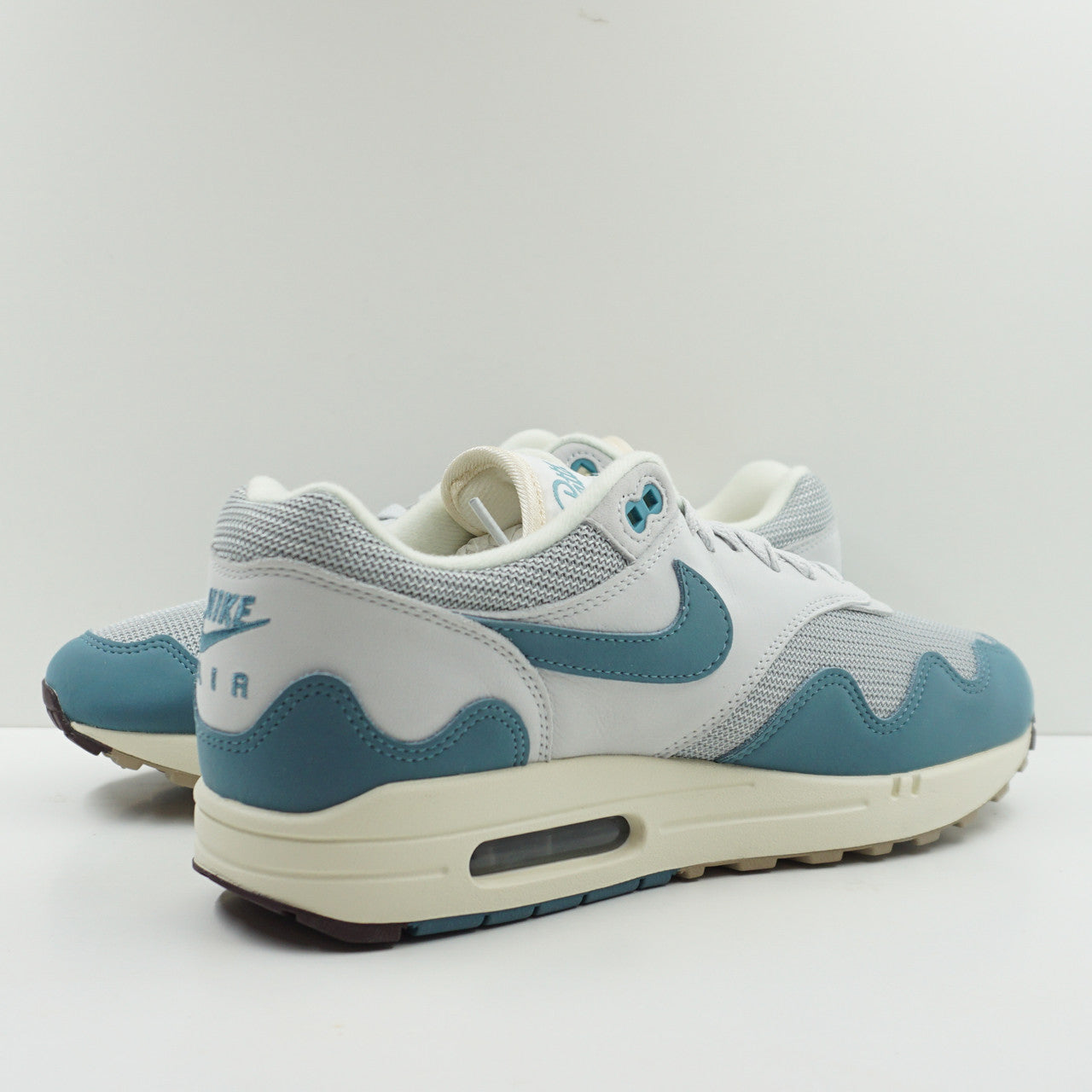 Nike Air Max 1 Patta Waves Noise Aqua (With Bracelet)