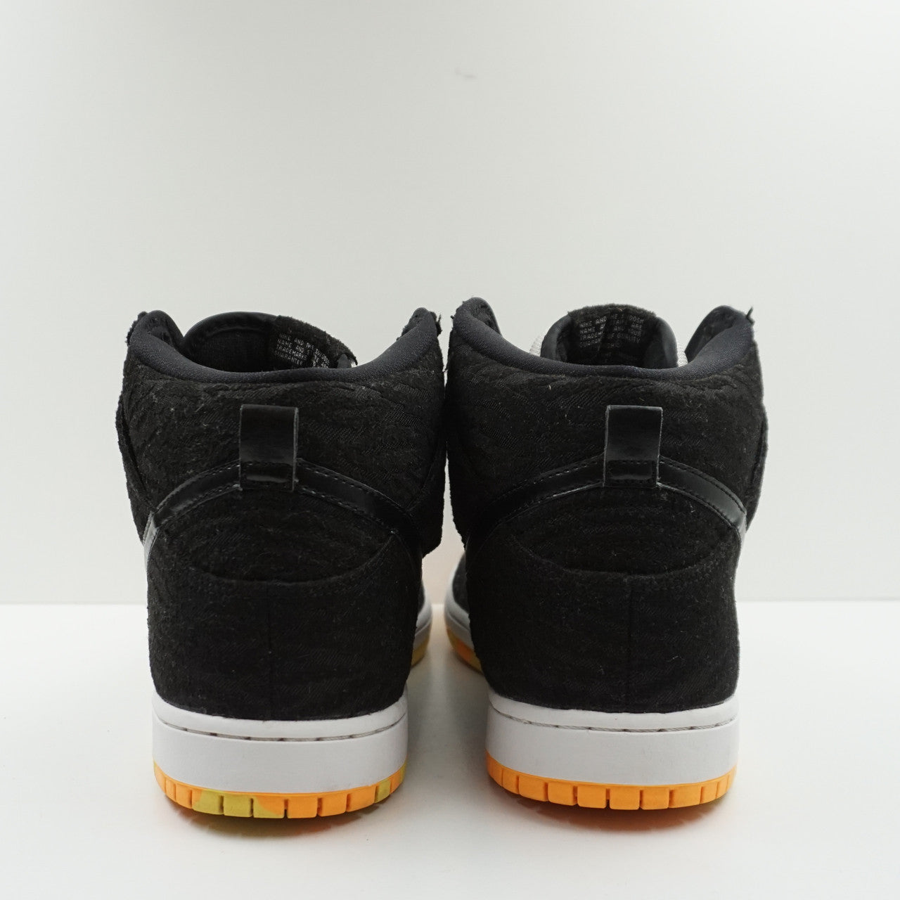 Nike SB Dunk High Skunk
