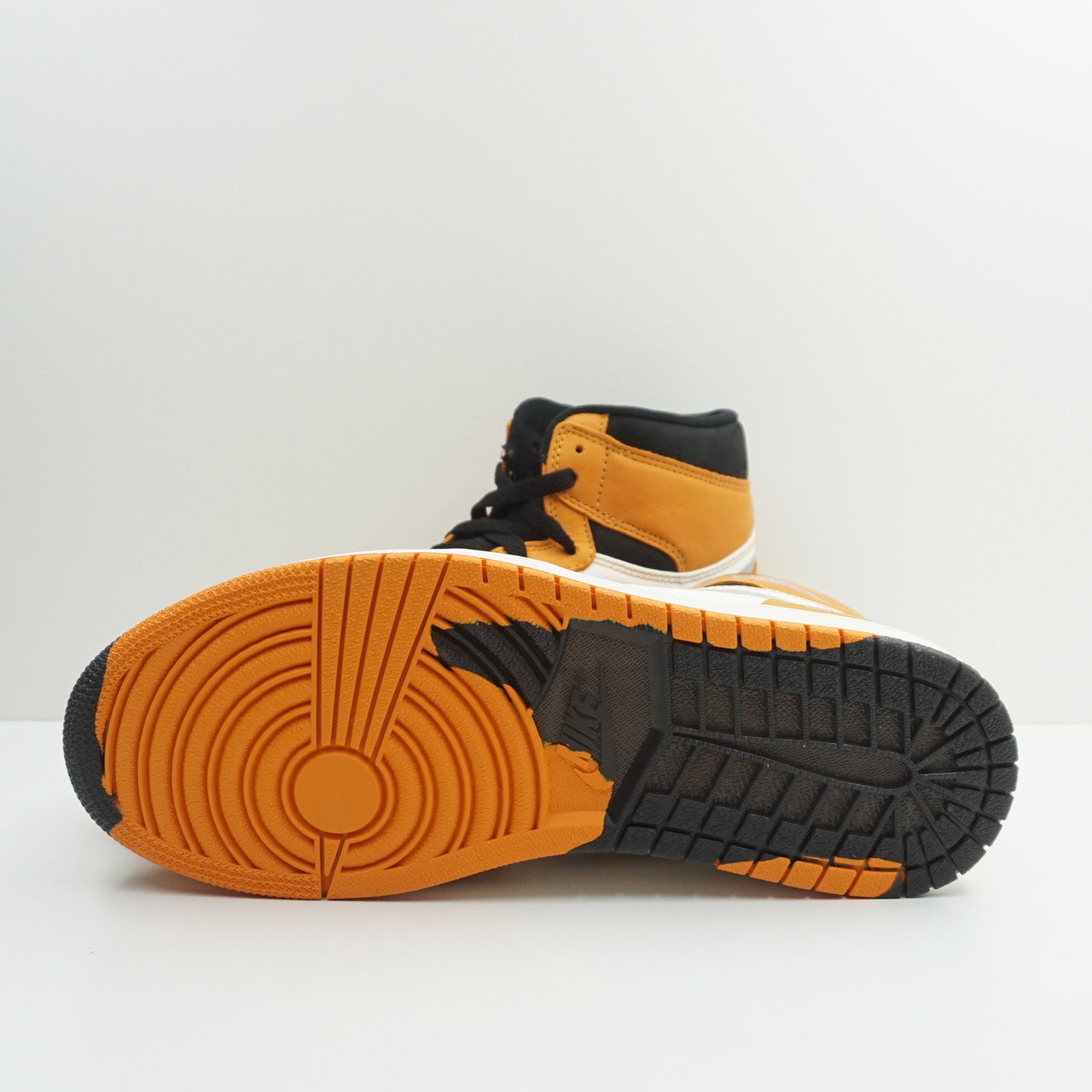 Jordan 1 High Element Gore-Tex light Curry