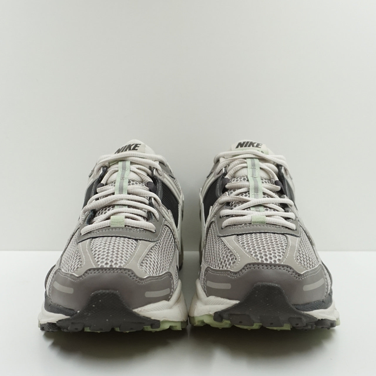 Nike Zoom Vomero 5 Cobblestone Flat Pewter (W)