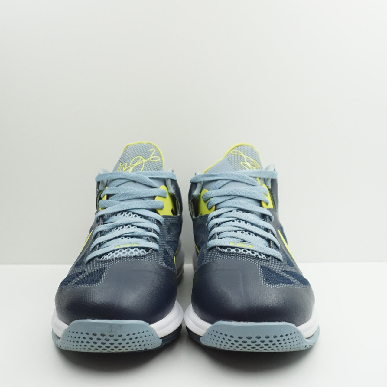 Nike LeBron 9 Low Cyber