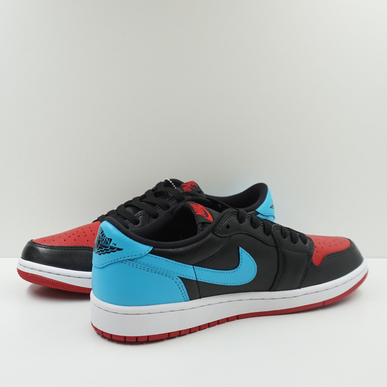 Jordan 1 Retro Low OG NC to Chi (W)