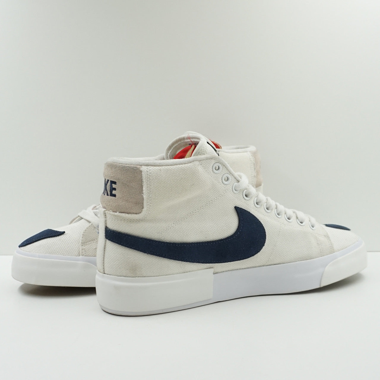 Nike SB Zoom Blazer Mid Edge Hack Pack White