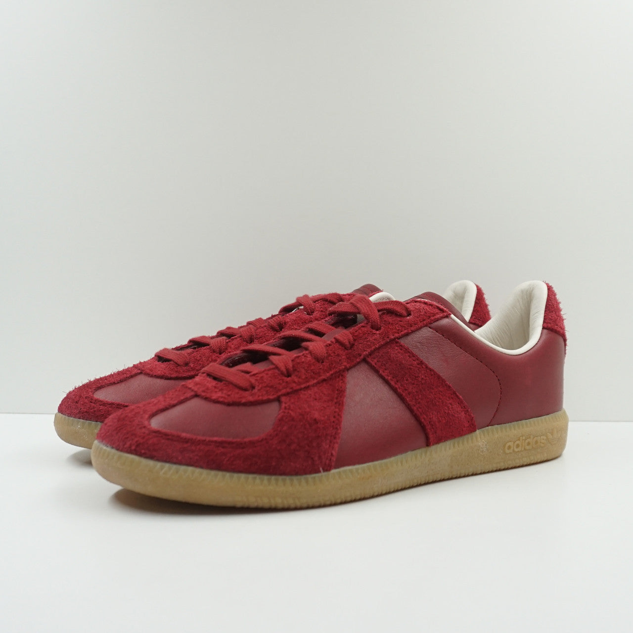 Adidas bw hot sale army red