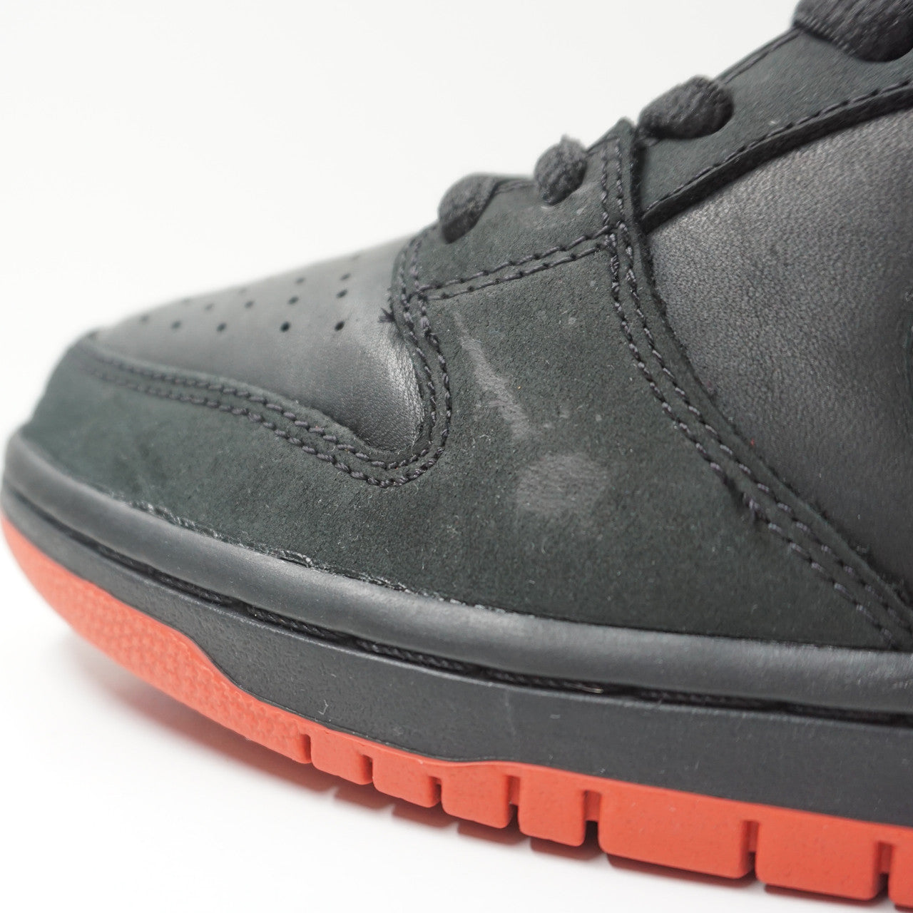 Nike SB Dunk Low Black Pigeon