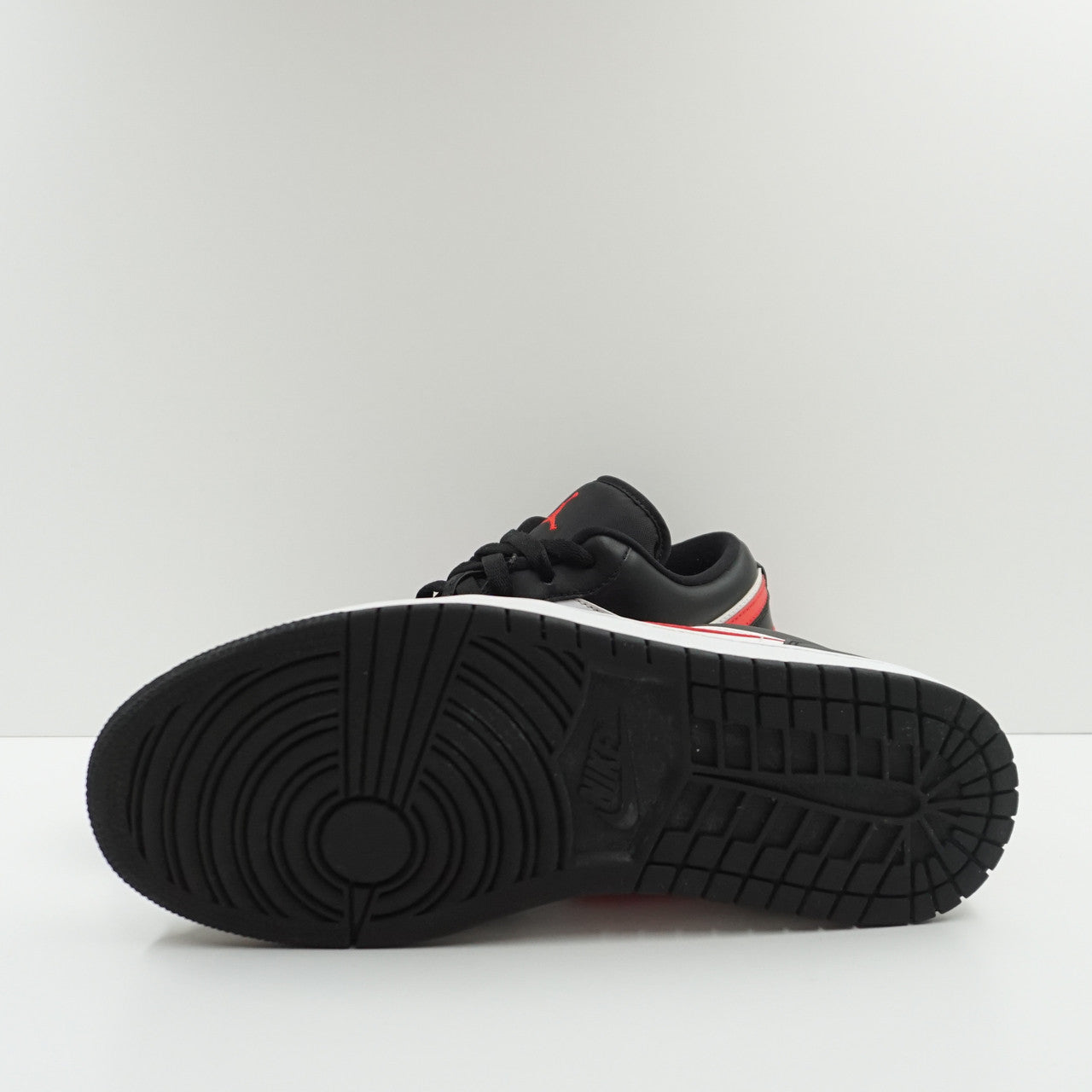 Jordan 1 Low Black Siren Red (W)