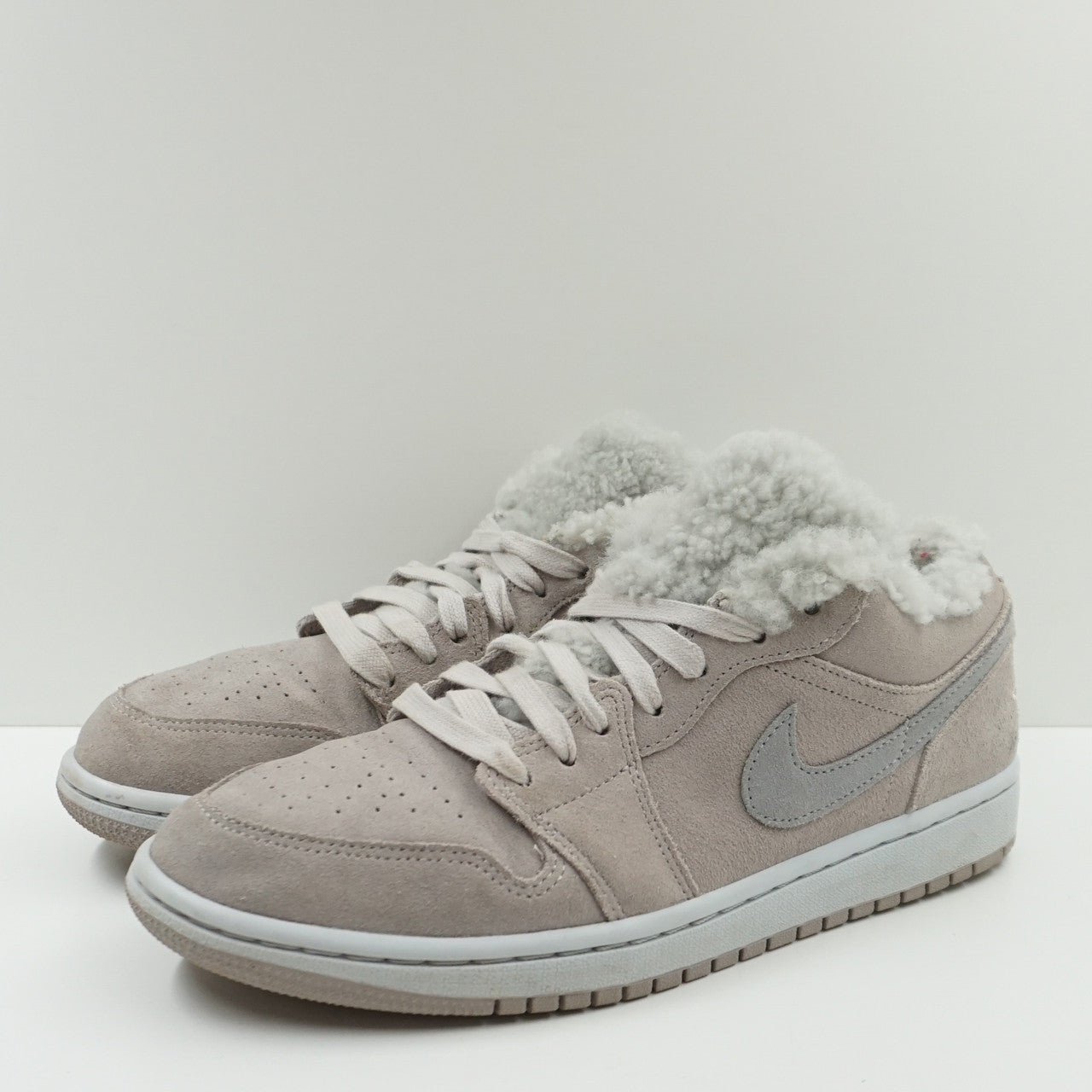 Jordan 1 Low SE Sherpa Fleece