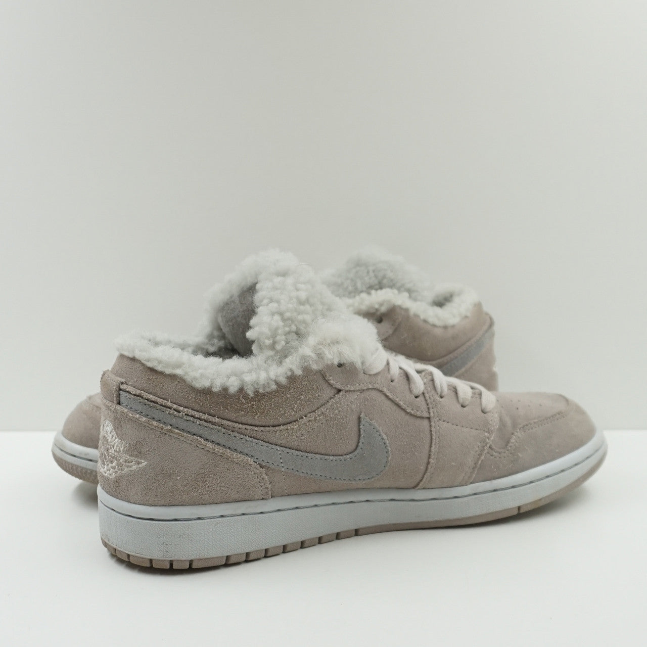 Jordan 1 Low SE Sherpa Fleece