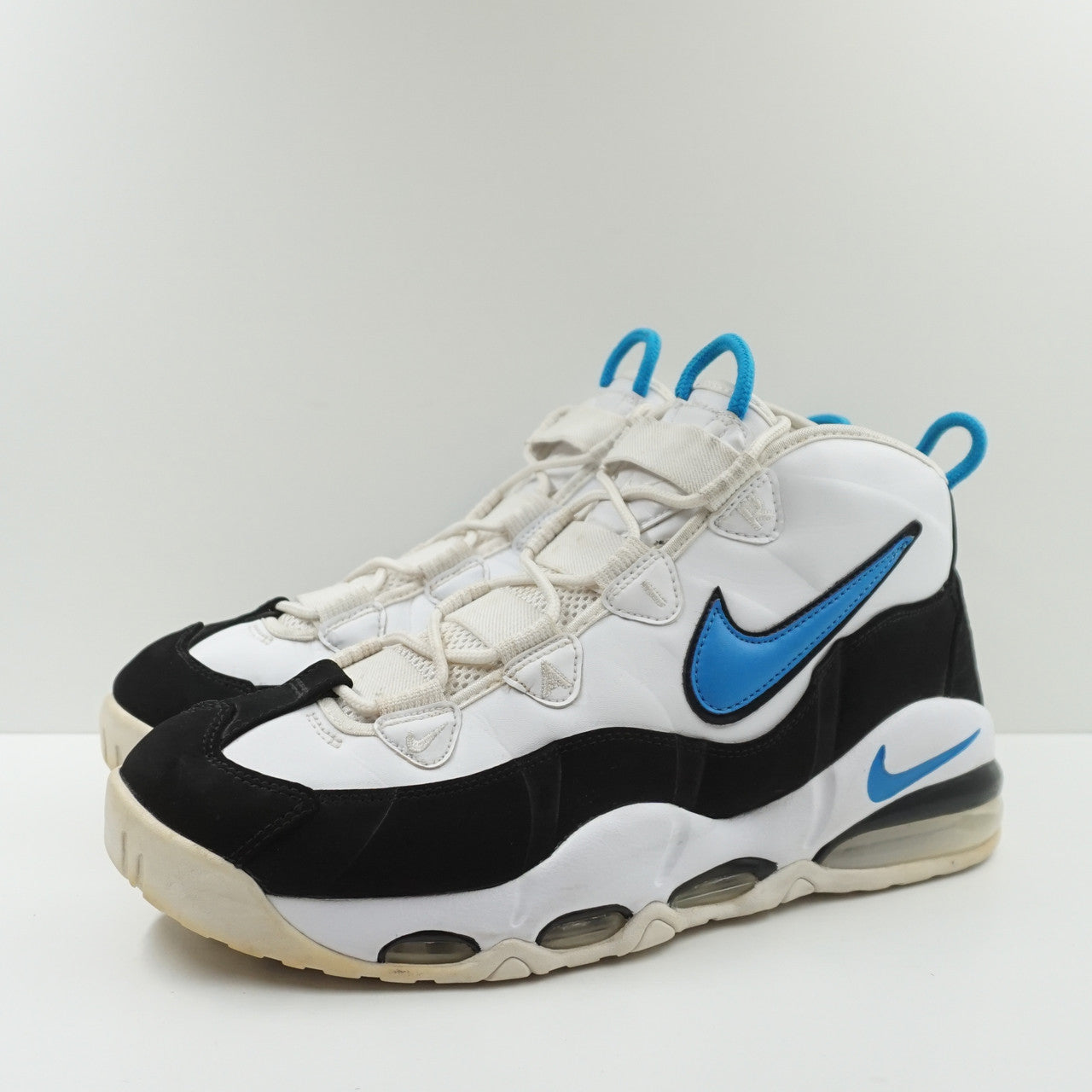 Nike uptempo clearance 95 white black