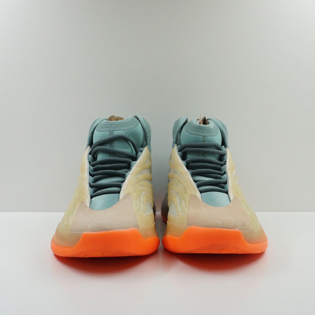 Adidas Yeezy QNTM Hi-Res Coral