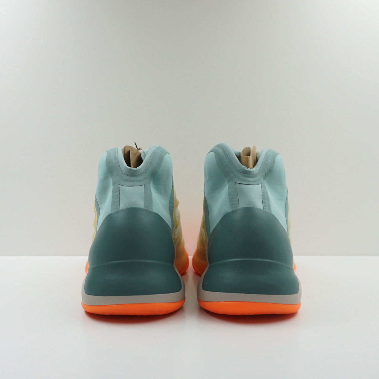 Adidas Yeezy QNTM Hi-Res Coral