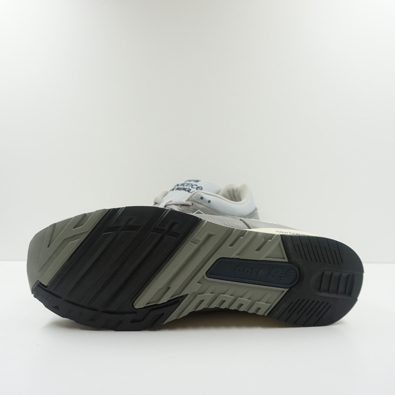 New Balance 1500 MiUK 40th Anniversary Grey Blue Off White