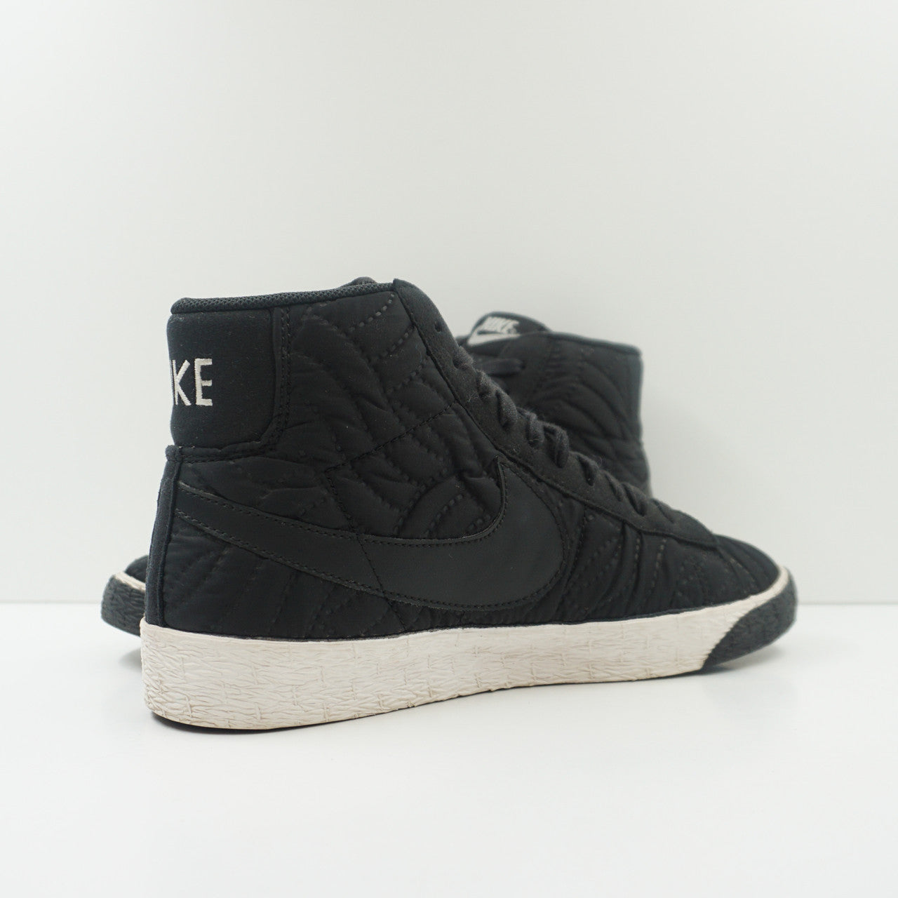 Nike Blazer Mid Black