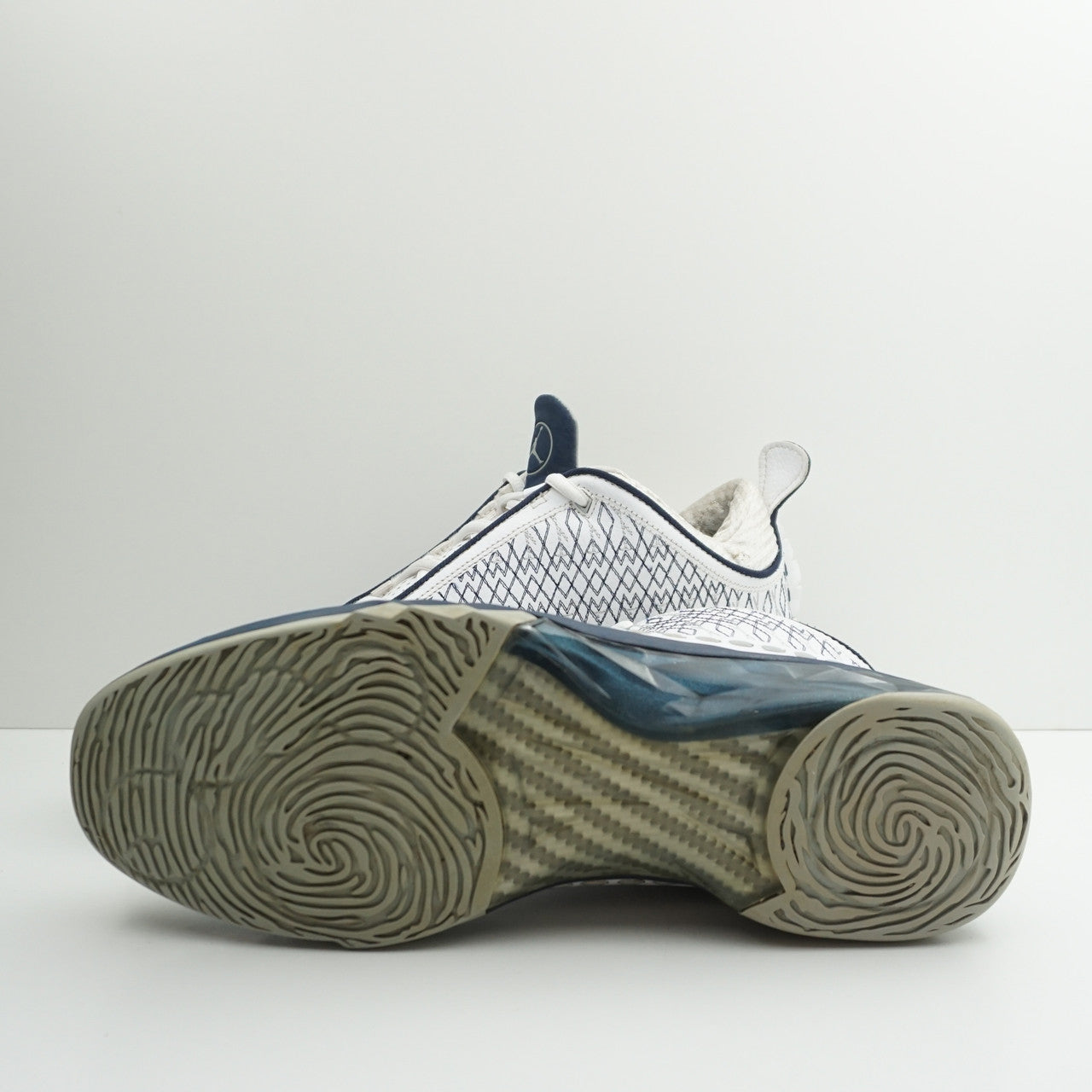 Jordan 23 Low White Navy