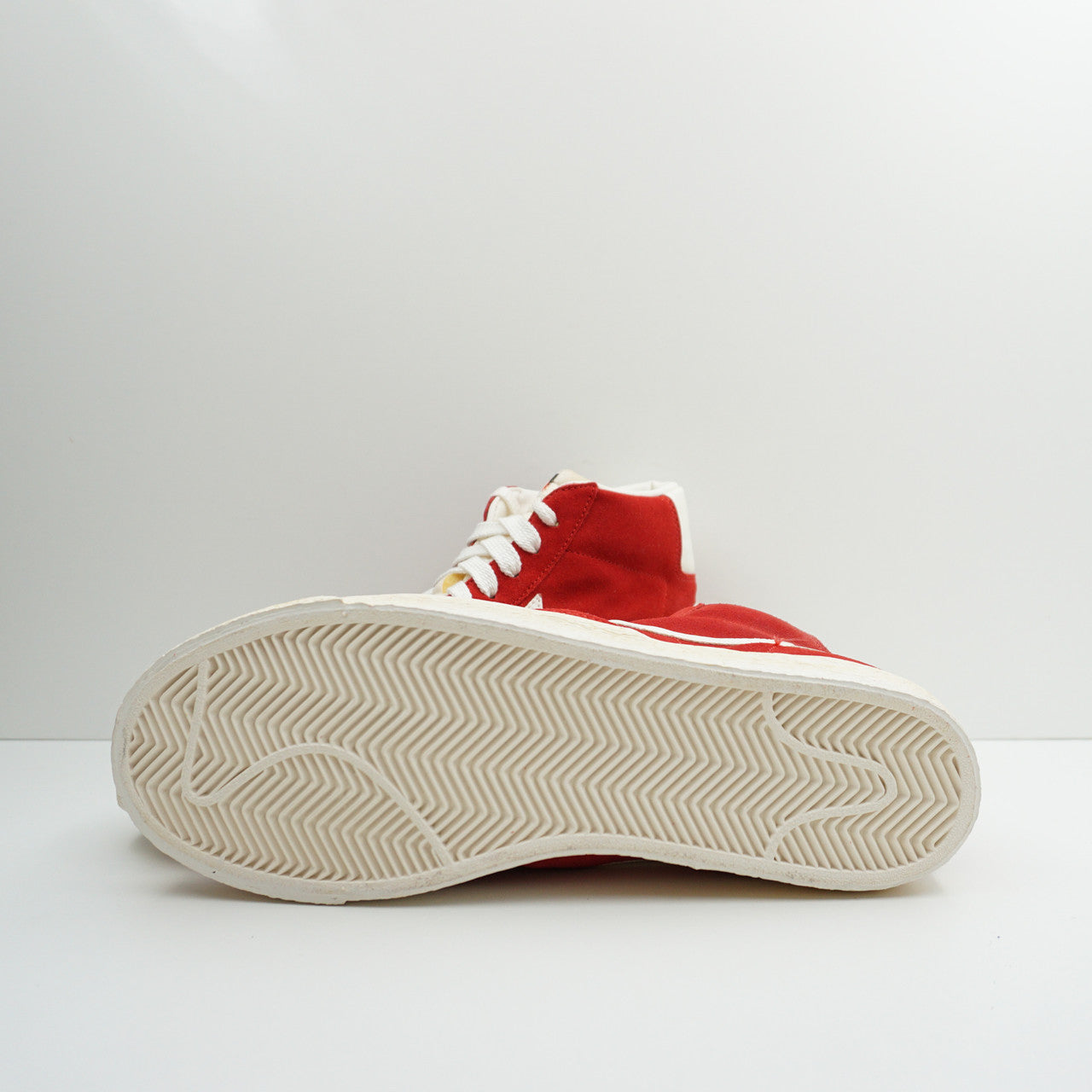 Nike Blazer Hi Suede Red
