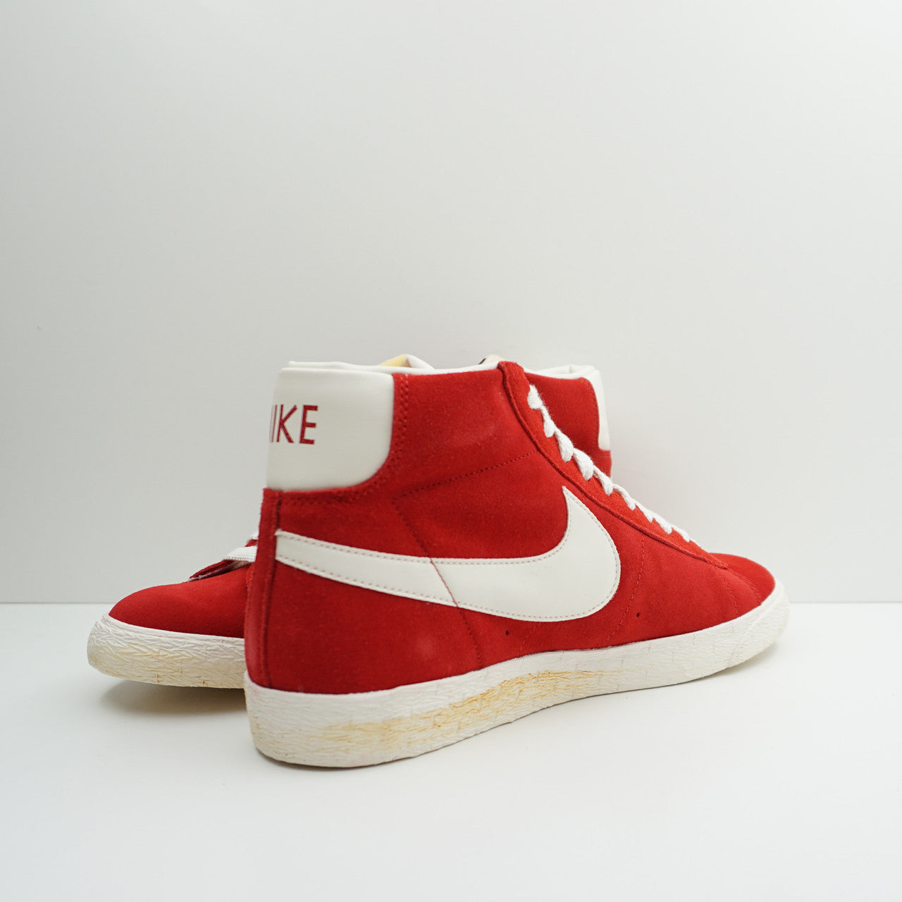 Nike Blazer Hi Suede Red