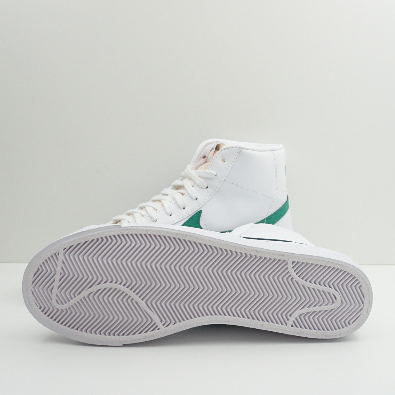 Nike Blazer Mid 77 Vintage White Malachite Green (W)
