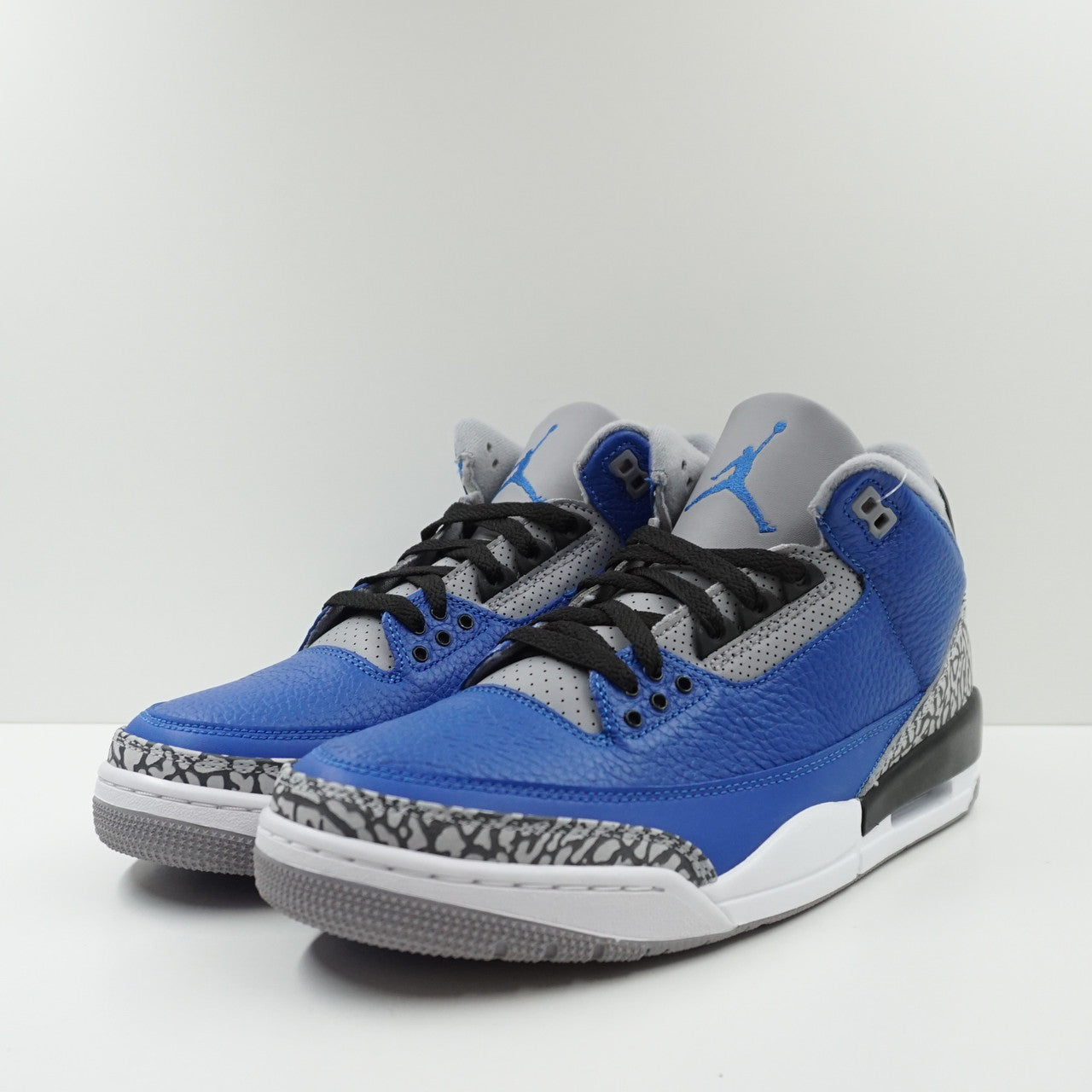 Jordan 3 Retro Varsity Royal Cement