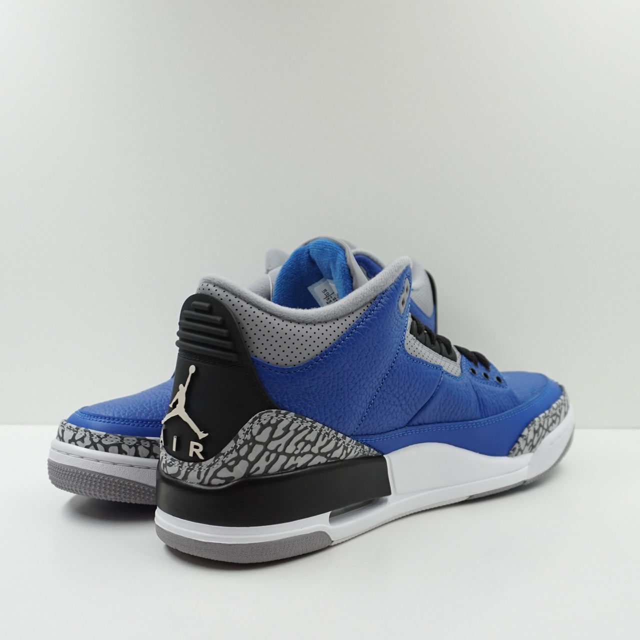 Jordan 3 Retro Varsity Royal Cement
