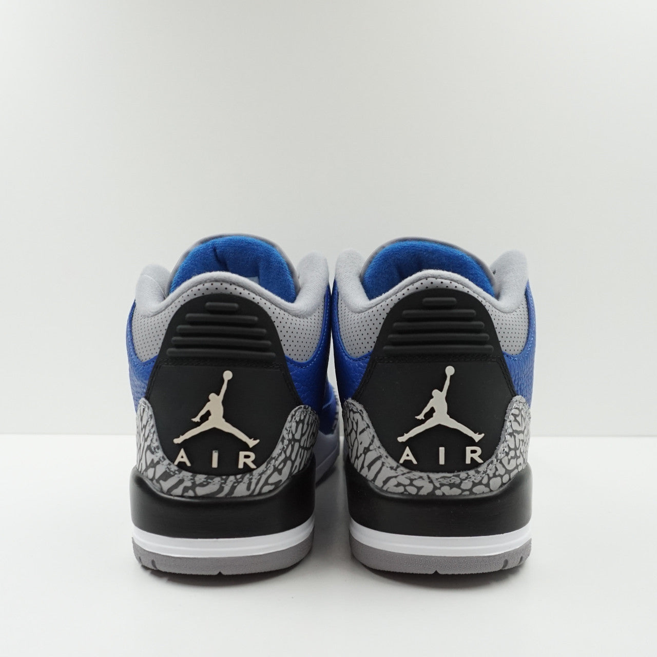 Jordan 3 Retro Varsity Royal Cement