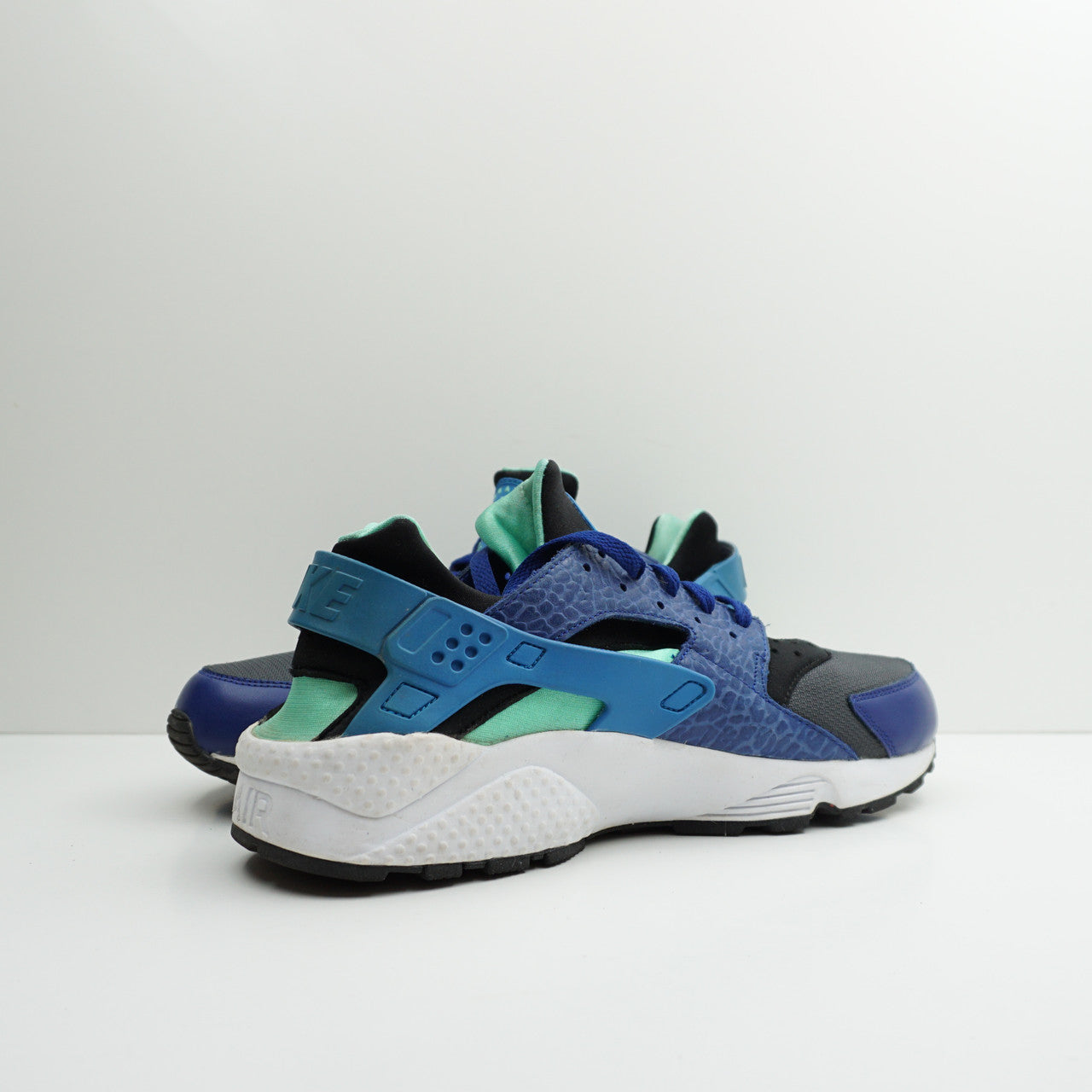 Nike Air Huarache size? Deep Royal