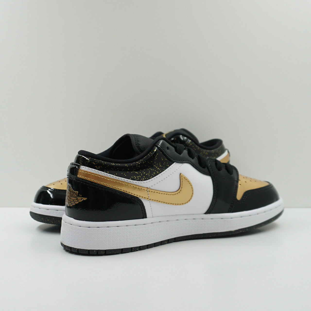 Jordan 1 Low SE Gold Toe (GS)
