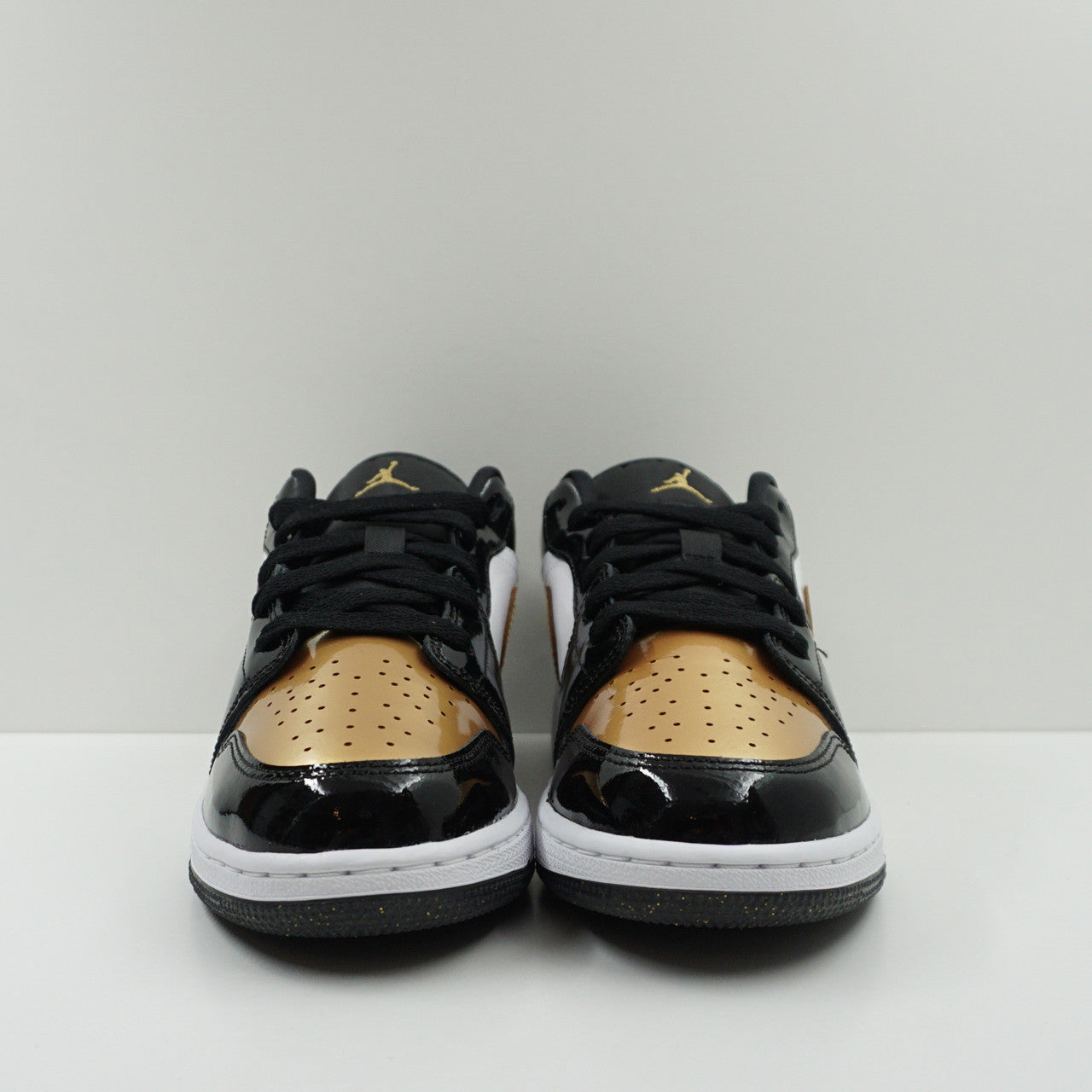Jordan 1 Low SE Gold Toe (GS)