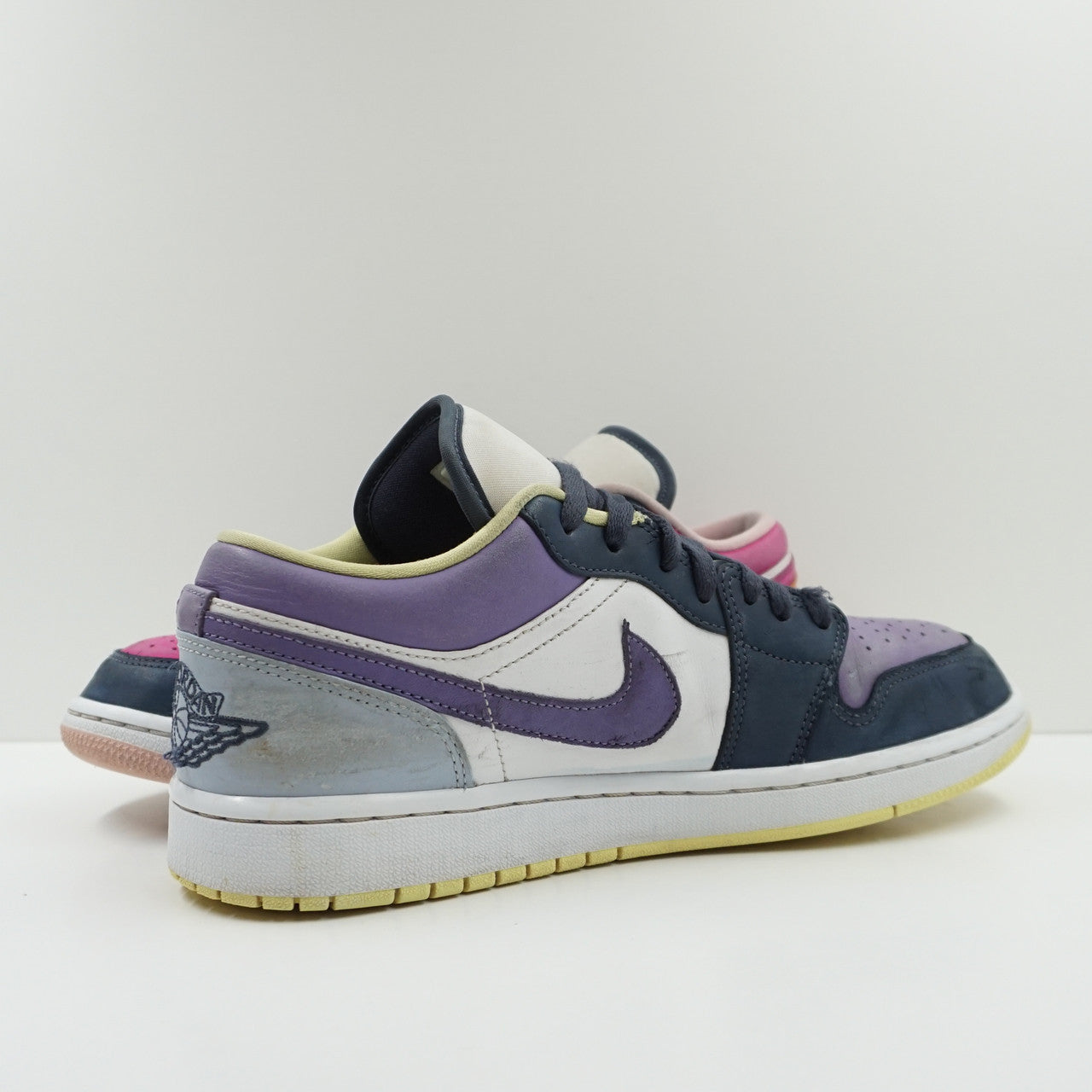 Jordan 1 Low Purple Magenta (W)