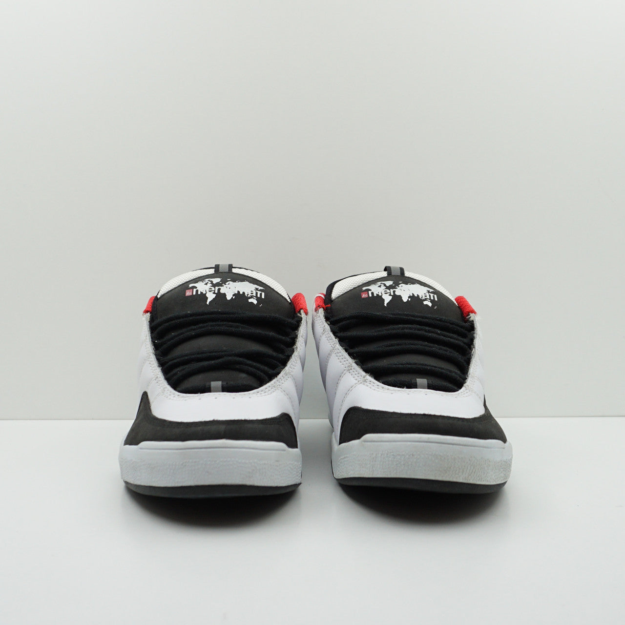 ES Skate Evant X Menikmati