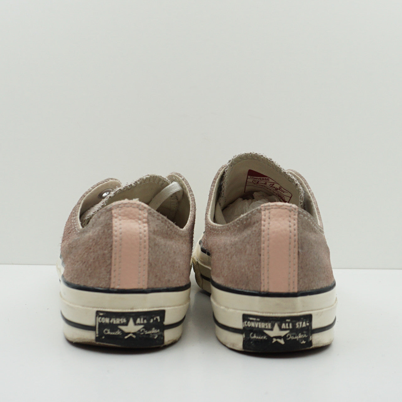 Converse Suede Low Sample