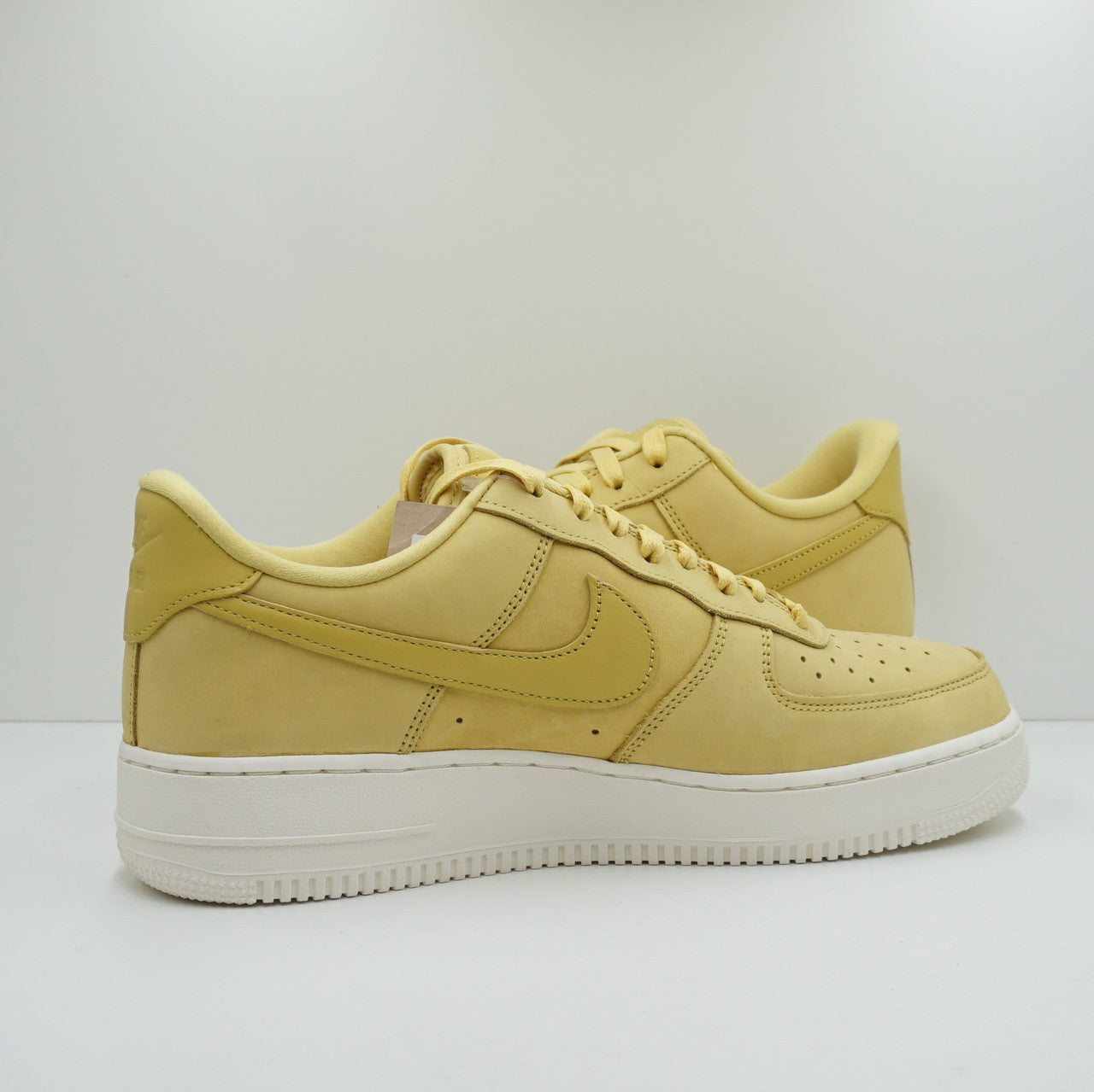 Nike Air Force 1 Low Premium Saturn Gold (W)