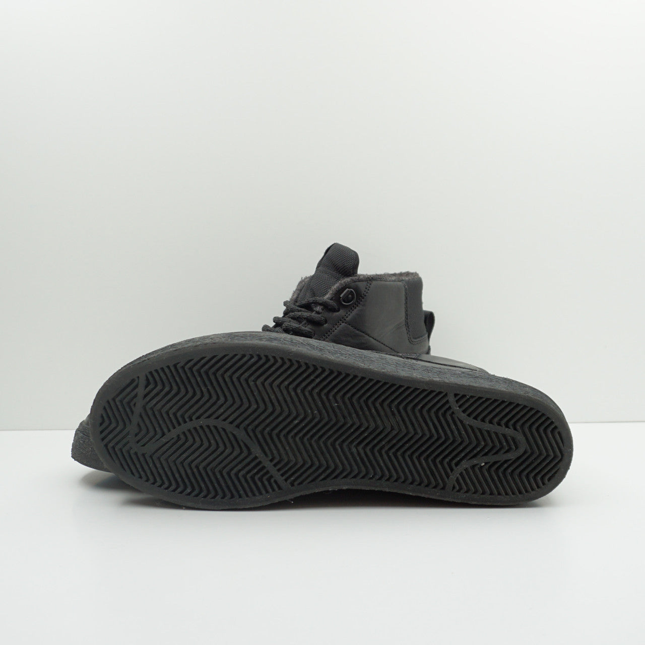 Nike Black Zoom SB Blazer Mid XT