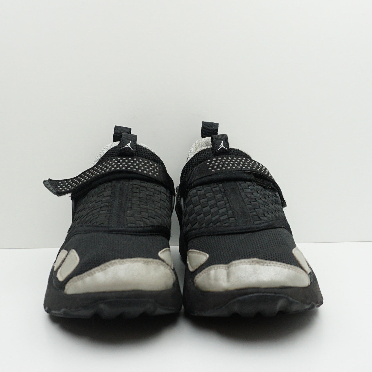 Jordan Trunner LX Black Silver (2000)