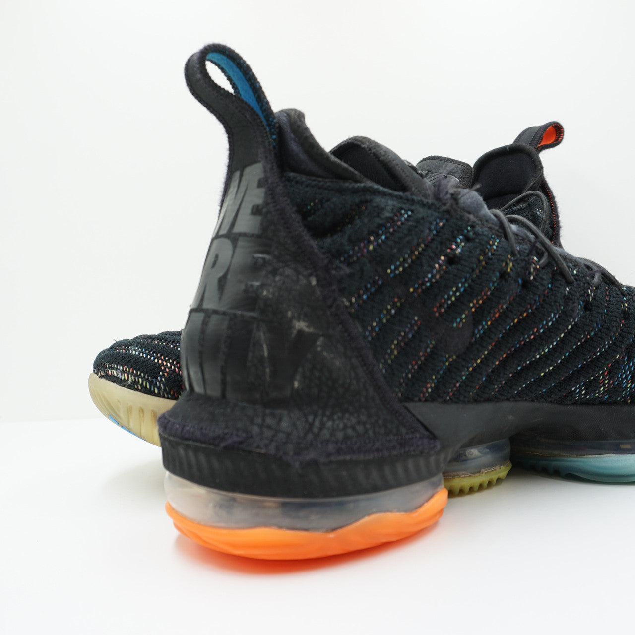 Nike LeBron 16 I Promise