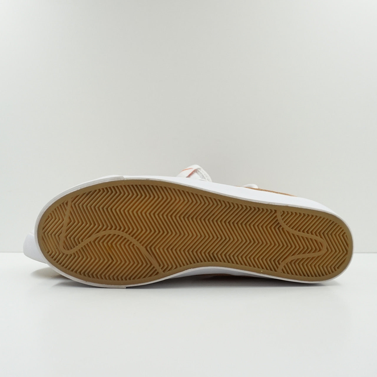 Nike SB Zoom Blazer Low Pro GT White Cognac