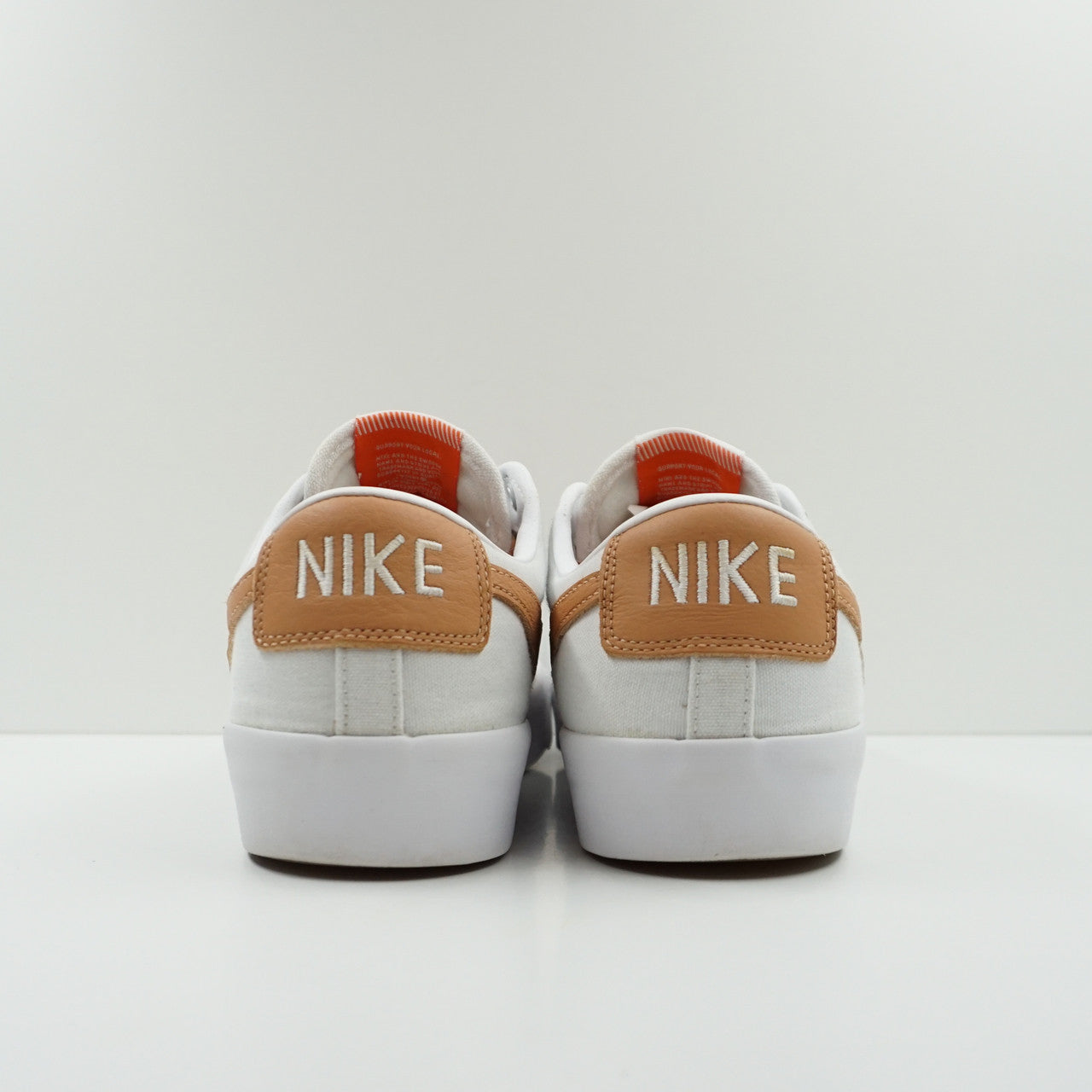 Nike SB Zoom Blazer Low Pro GT White Cognac