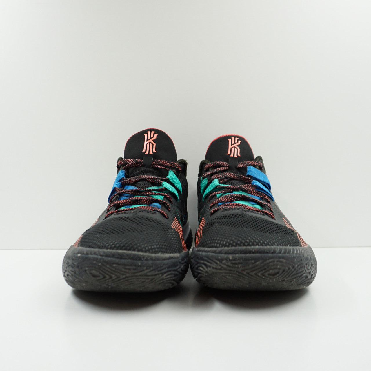 Kyrie Flytrap 5 Black Atomic Pink
