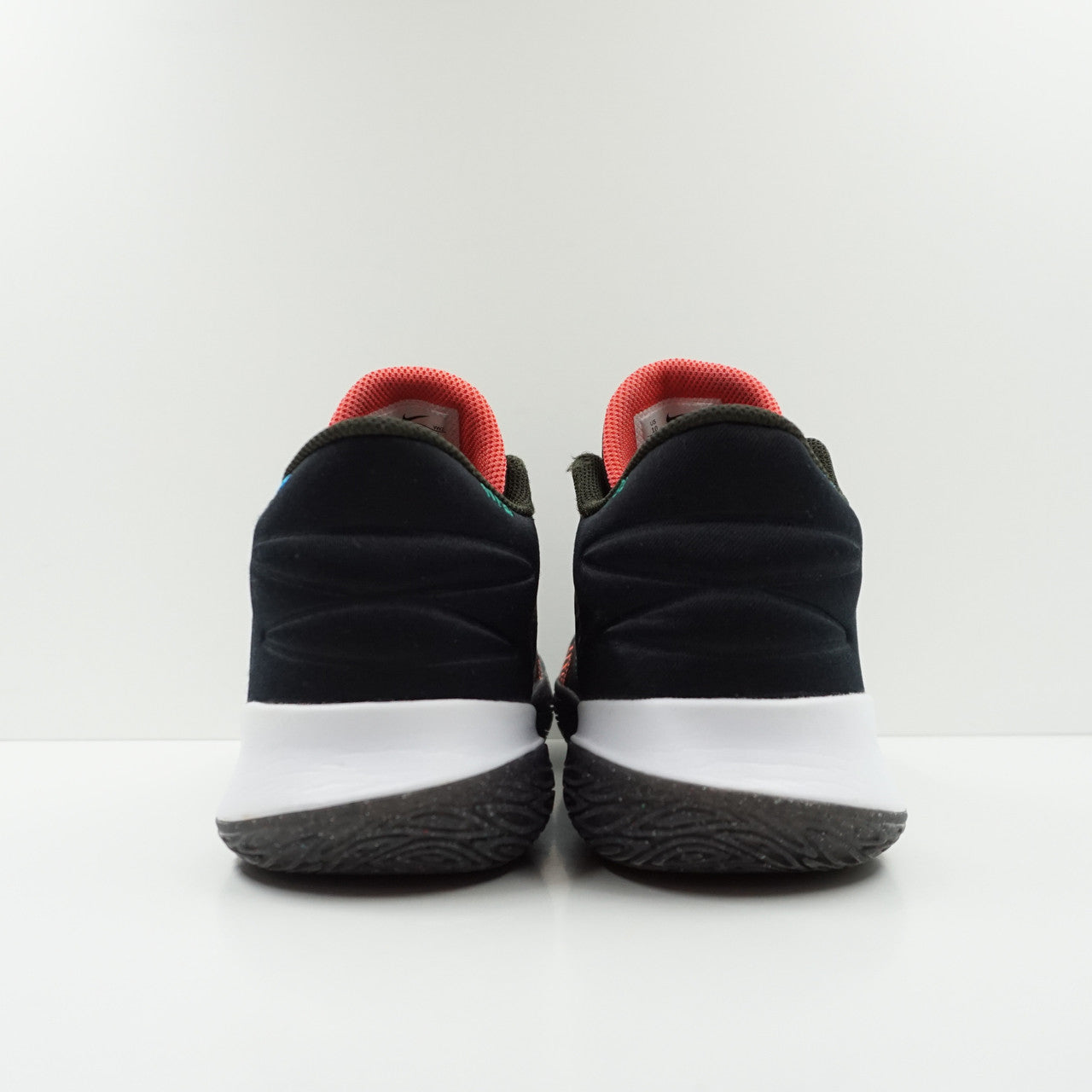 Kyrie Flytrap 5 Black Atomic Pink