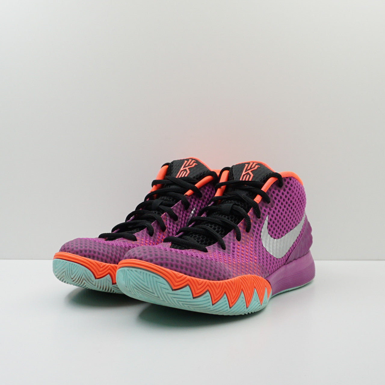 Nike Kyrie 1 Easter