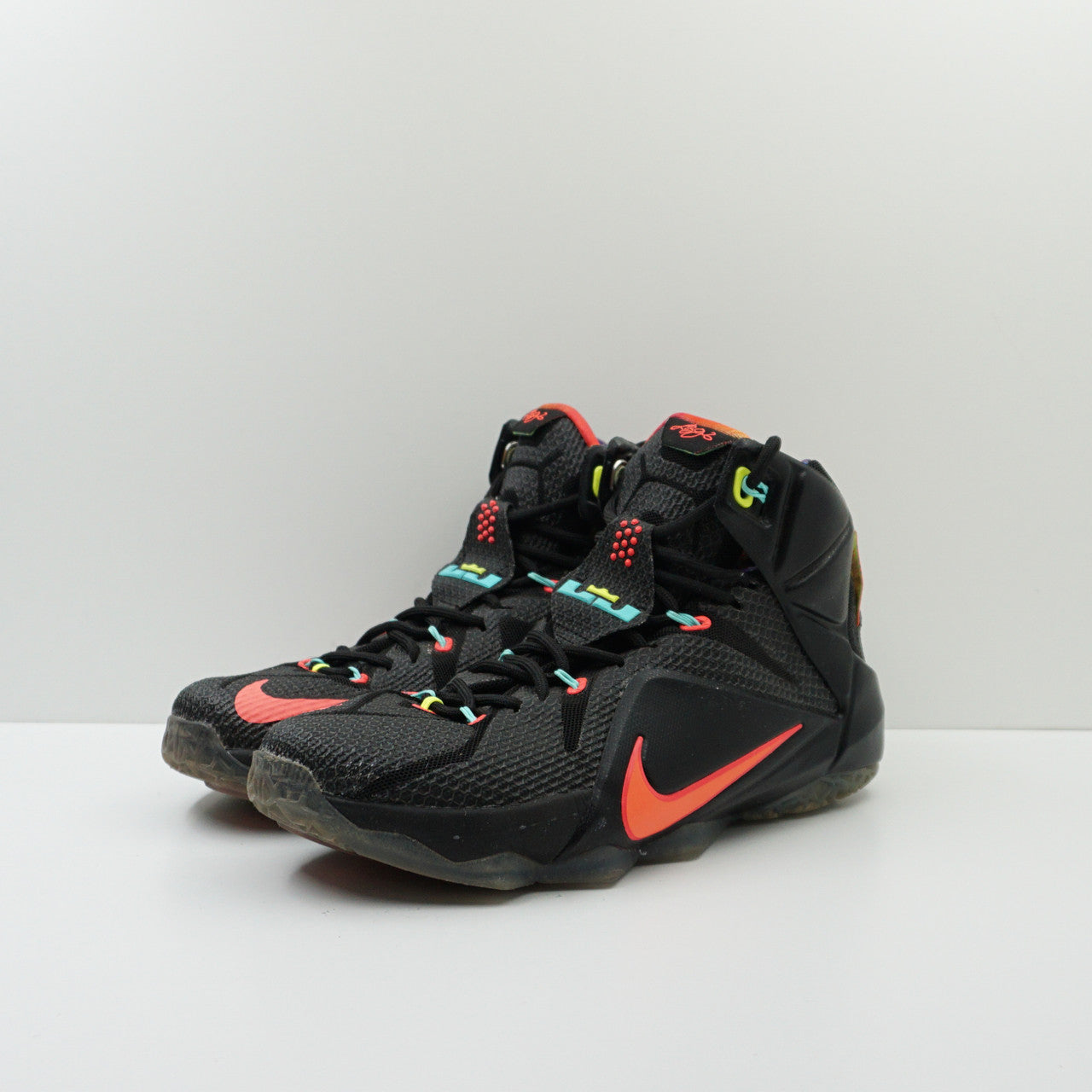 Nike LeBron 12 Data