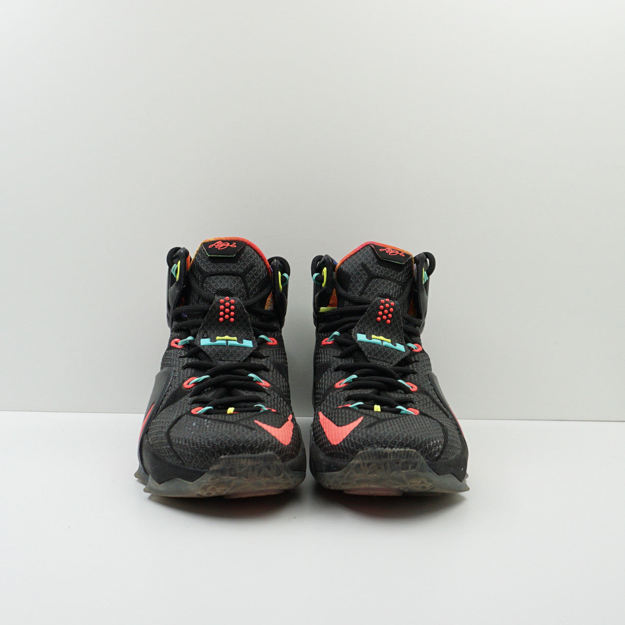 Nike LeBron 12 Data