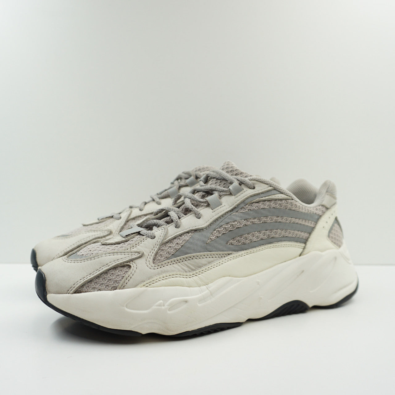 Adidas Yeezy Boost 700 V2 Static (2018/2022)