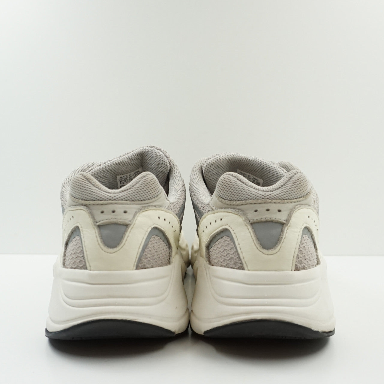 Adidas Yeezy Boost 700 V2 Static (2018/2022)