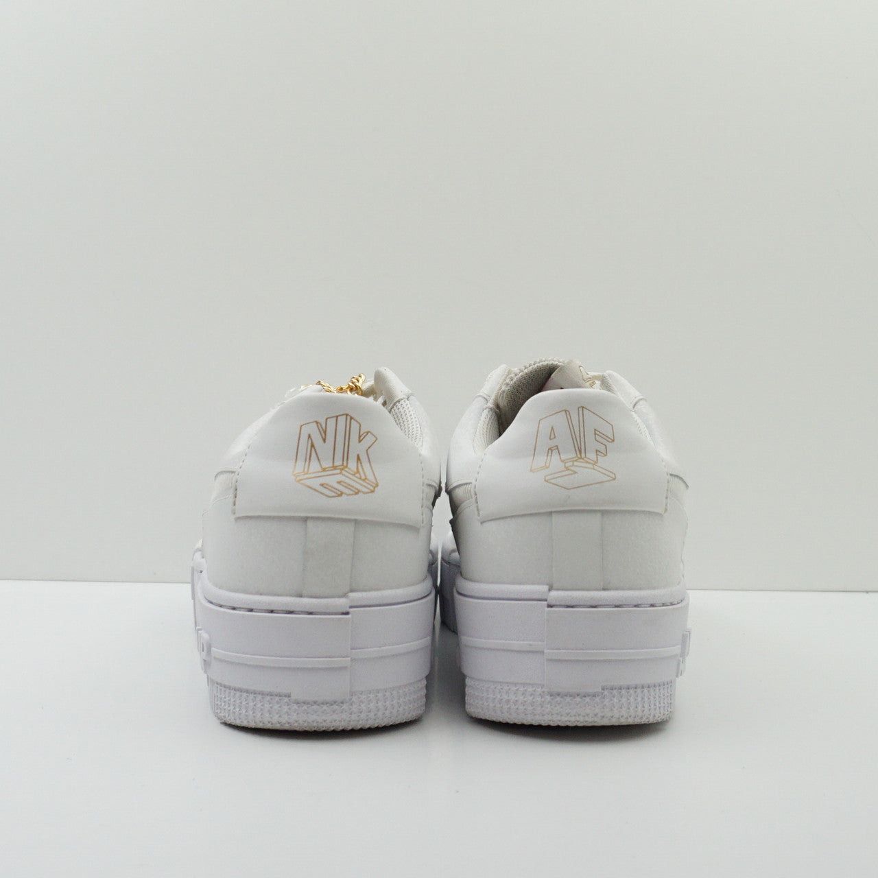 Nike Air Force 1 Low Pixel Summit White (W)