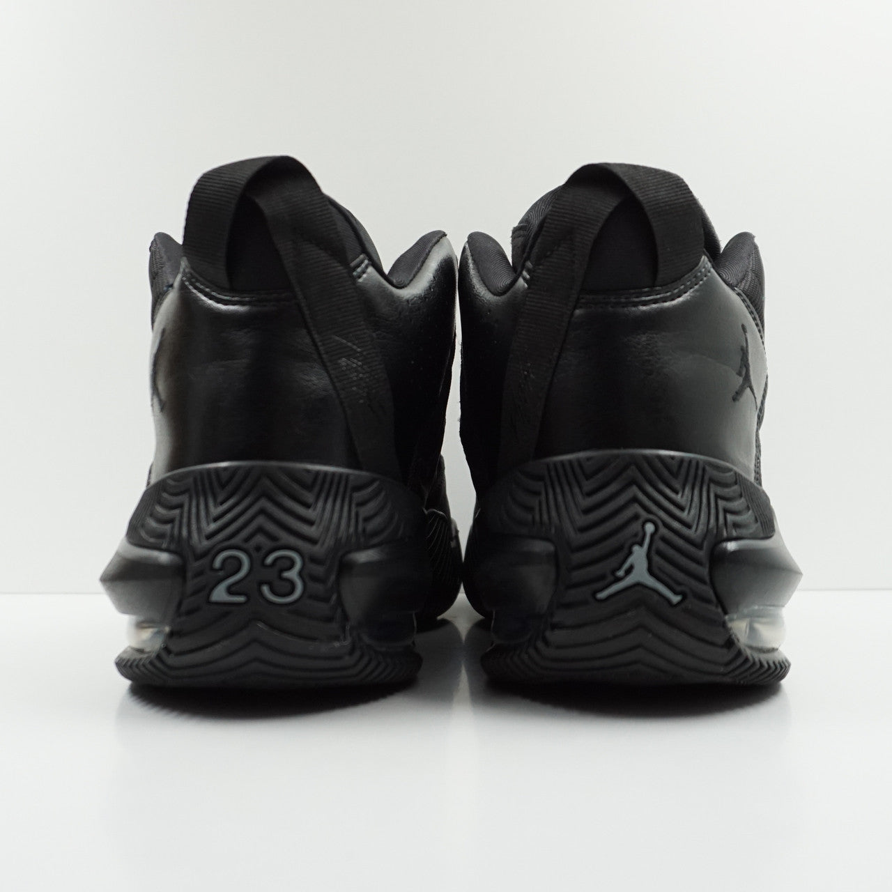 Jordan Stay Loyal Triple Black