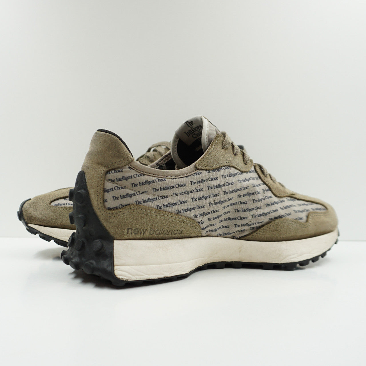 New Balance 327 Aluminum